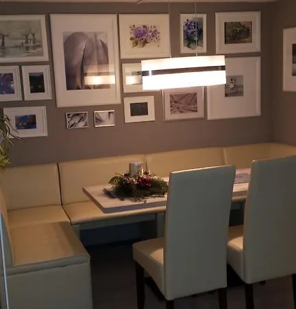 Holiday home Logis Am Park Dessau-Rosslau
