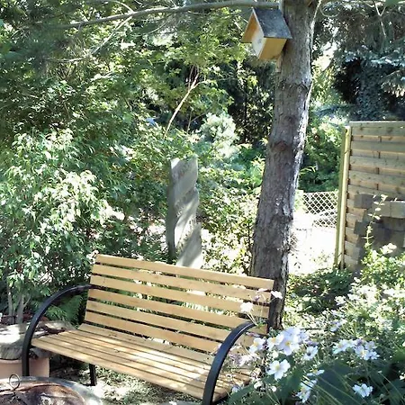 Semesterbostad Logis Am Park