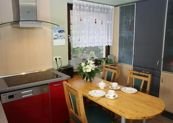 Nyaraló Logis Am Park *